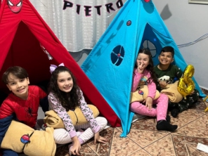 Foto de Bela Cabana Festa Do Pijama em São Paulo, SP por Solutudo