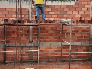 Foto de JS Construtora em Goiânia, GO por Solutudo