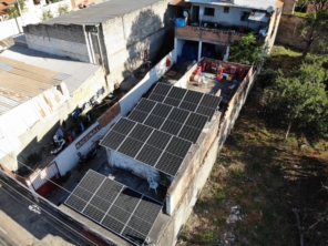 Foto de LUZ ENERGIA SOLAR FOTOVOLTAICA em Belo Horizonte, MG por Solutudo