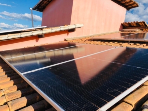 Foto de Protege Solar em Salinas, MG por Solutudo