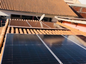 Foto de Protege Solar em Salinas, MG por Solutudo