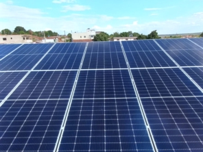 Foto de Protege Solar em Salinas, MG por Solutudo