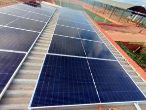 Foto de Protege Solar em Salinas, MG por Solutudo