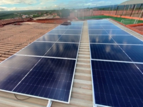 Foto de Protege Solar em Salinas, MG por Solutudo