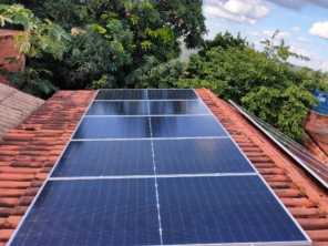Foto de Protege Solar em Salinas, MG por Solutudo