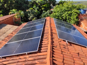 Foto de Protege Solar em Salinas, MG por Solutudo