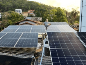 Foto de EROS Energia em Niterói, RJ por Solutudo