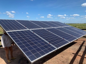 Foto de ComSOL Energia Verde em Montes Claros de Goiás, GO por Solutudo