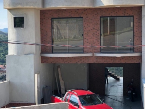 Foto de JR Vidros e Acessórios em Três Rios, RJ por Solutudo