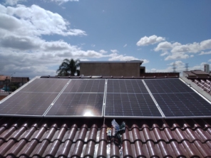 Foto de SolarTec Soluções em Energia em Porto Alegre, RS por Solutudo