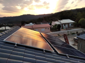 Foto de SolarTec Soluções em Energia em Porto Alegre, RS por Solutudo