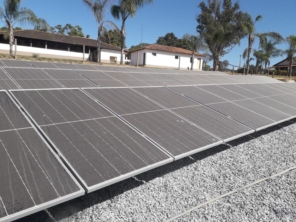 Foto de Com Sol Energia Solar em Brasília, DF por Solutudo