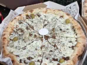 Foto de Pizzaria Salomão  - Pizzaria e Esfiharia em Botucatu, SP por Solutudo