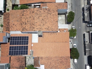 Foto de Solar Energy Qualidade e Eficiência em Fortaleza, CE por Solutudo