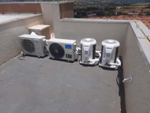Foto de Jardim Ar condicionado em Dumont, SP por Solutudo