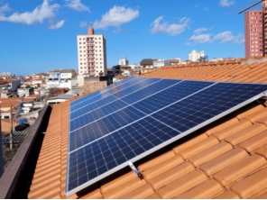 Foto de Albieri energia solar Penha em São Paulo, SP por Solutudo