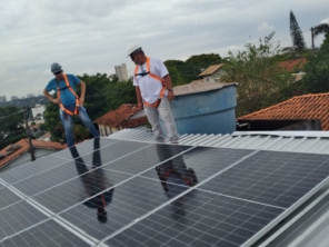 Foto de Solaires energia sustentável em São Paulo, SP por Solutudo