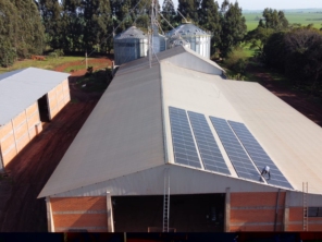 Foto de YANG Energia Solar e Mobilidade em Marau, RS por Solutudo