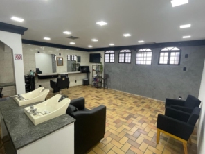 Foto de Kape Barbearia & Studio de Beleza em Bauru, SP por Solutudo