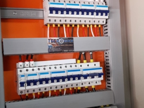 Foto de Tecpower Engenharia Elétrica em Manhuaçu, MG por Solutudo