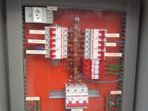 Foto de Tecpower Engenharia Elétrica em Manhuaçu, MG por Solutudo
