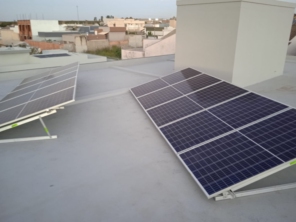 Foto de SunerTec Energia Solar em Catalão, GO por Solutudo