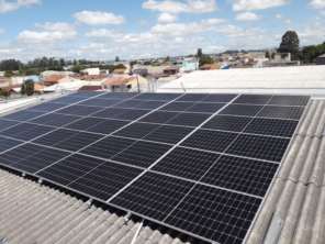 Foto de Primeira Opção Energia Solar em Maringá, PR por Solutudo