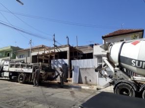 Foto de Trindade Reforma e Construção em Botucatu, SP por Solutudo