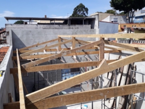 Foto de Trindade Reforma e Construção em Botucatu, SP por Solutudo