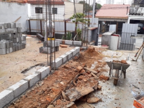 Foto de Trindade Reforma e Construção em Botucatu, SP por Solutudo