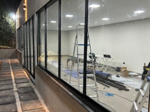 Foto de Vidraçaria JWF LUZ em São Paulo, SP por Solutudo