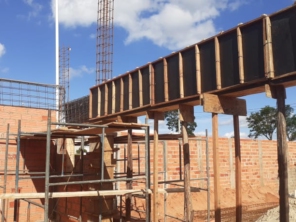 Foto de Tudo Construções e Reformas em Botucatu, SP por Solutudo