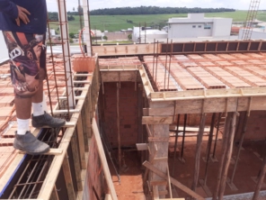 Foto de Tudo Construções e Reformas em Botucatu, SP por Solutudo