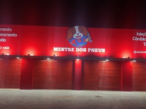 Foto de Mestre dos Pneus Auto Center em Saquarema, RJ por Solutudo