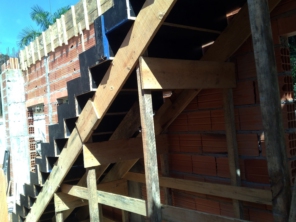 Foto de Baldi Construções em Botucatu, SP por Solutudo