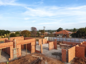 Foto de Baldi Construções em Botucatu, SP por Solutudo