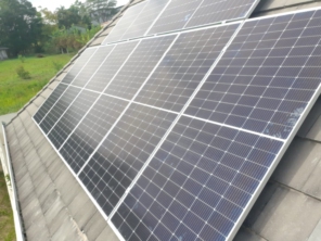 Foto de Pizom Solar em Fazenda Rio Grande, PR por Solutudo