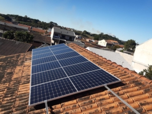 Foto de Pizom Solar em Fazenda Rio Grande, PR por Solutudo