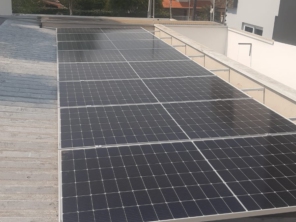 Foto de Pizom Solar em Fazenda Rio Grande, PR por Solutudo