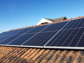 Foto de Pizom Solar em Fazenda Rio Grande, PR por Solutudo