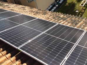 Foto de Pizom Solar em Fazenda Rio Grande, PR por Solutudo