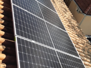 Foto de Pizom Solar em Fazenda Rio Grande, PR por Solutudo