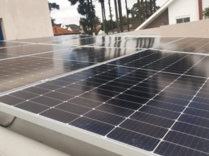 Foto de Pizom Solar em Fazenda Rio Grande, PR por Solutudo