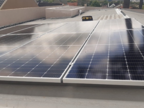 Foto de Pizom Solar em Fazenda Rio Grande, PR por Solutudo