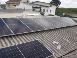 Foto de Pizom Solar em Fazenda Rio Grande, PR por Solutudo
