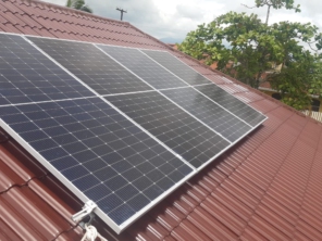 Foto de Pizom Solar em Fazenda Rio Grande, PR por Solutudo
