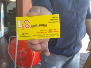 Foto de Ariana da Vassoura e Rodo em Santa Fé, PR por Solutudo