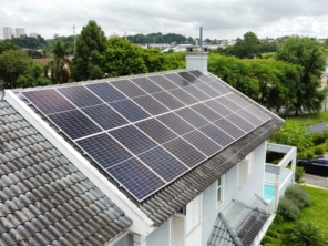 Foto de DMG Solar em Taboão da Serra, SP por Solutudo