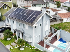 Foto de DMG Solar em Taboão da Serra, SP por Solutudo