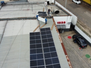Foto de DMG Solar em Taboão da Serra, SP por Solutudo